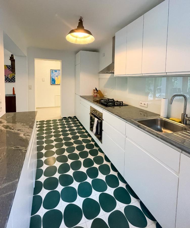 Schone Wohnung Mit Grossem Garten In Zentraler Lage 펠트키르히 외부 사진
